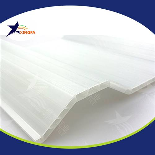 白色pvc泡沫復合瓦 鋼結(jié)構(gòu)廠房用防腐防火pvc塑鋼瓦 畢節(jié)pvc琉璃瓦生產(chǎn)廠家 